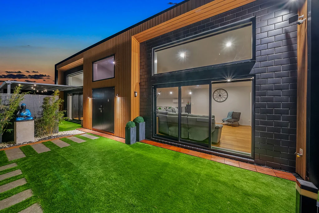 Swanson 4ਬੈੱਡਰੂਮ Architectural Excellence: Designed to Stand Apart