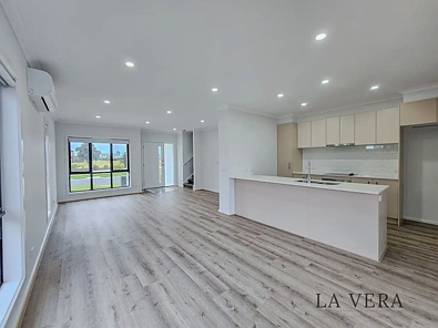 2 Priya Street, Werribee, VIC 3030, 3 Bedrooms, 2 Bathrooms, Townhouse