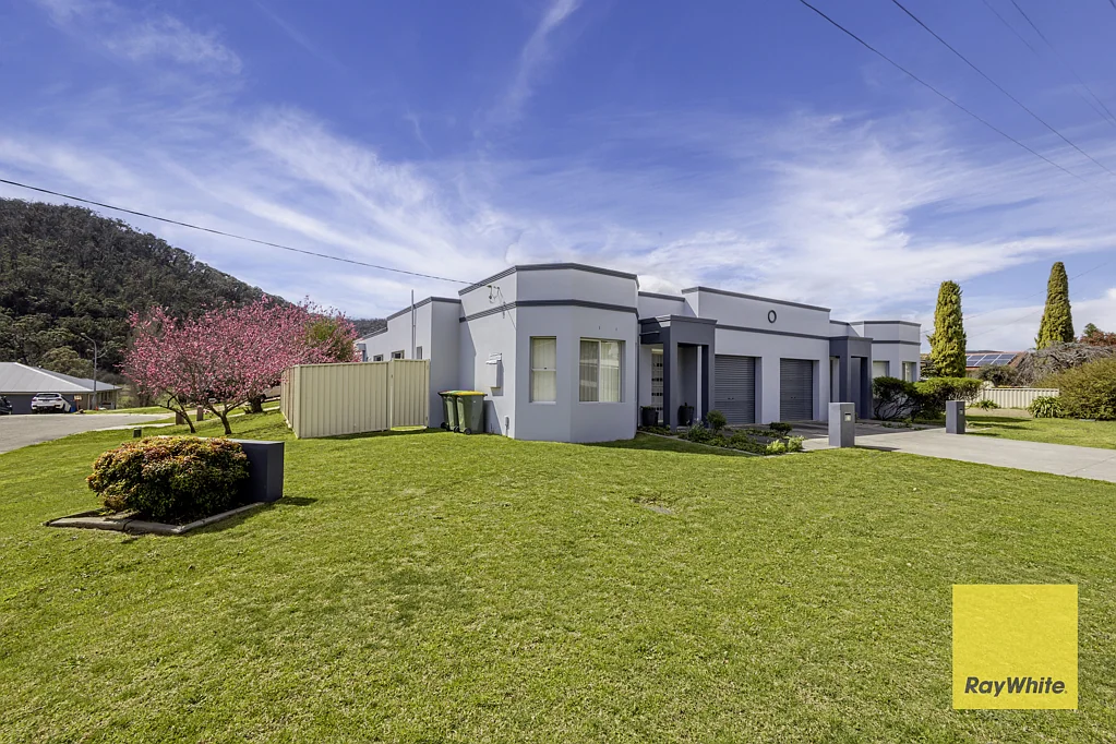 27 A & B Fullagar Avenue, Lithgow, NSW 2790