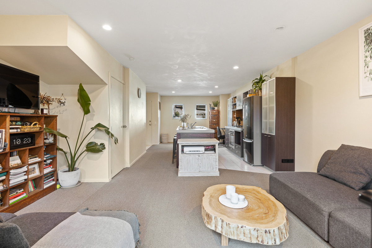 38/21 Hunters Park Drive, Three Kings, Auckland, 2房, 1浴