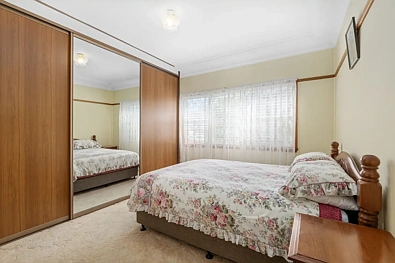 17 Baringa Road, Mortdale, NSW 2223, 3 રૂમ, 1 બાથરૂમ, House