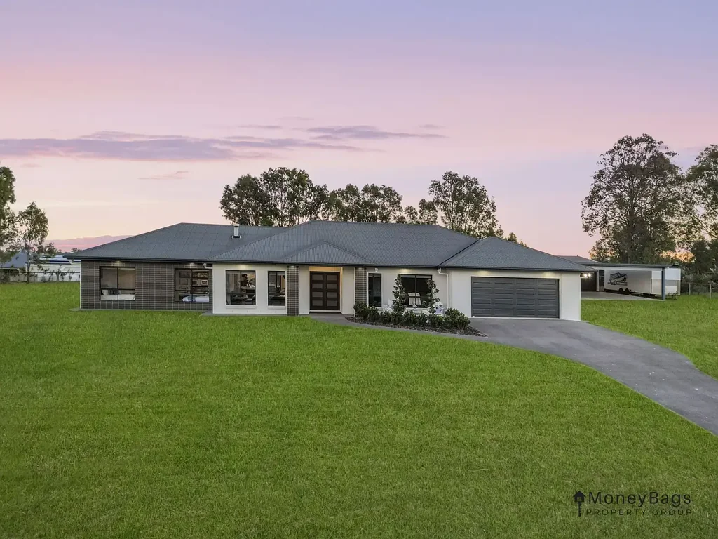 Tamborine 4Kwarto Modern Family Acreage with Resort Style Pool, Premium Shed and Endless Lifestyle Appeal