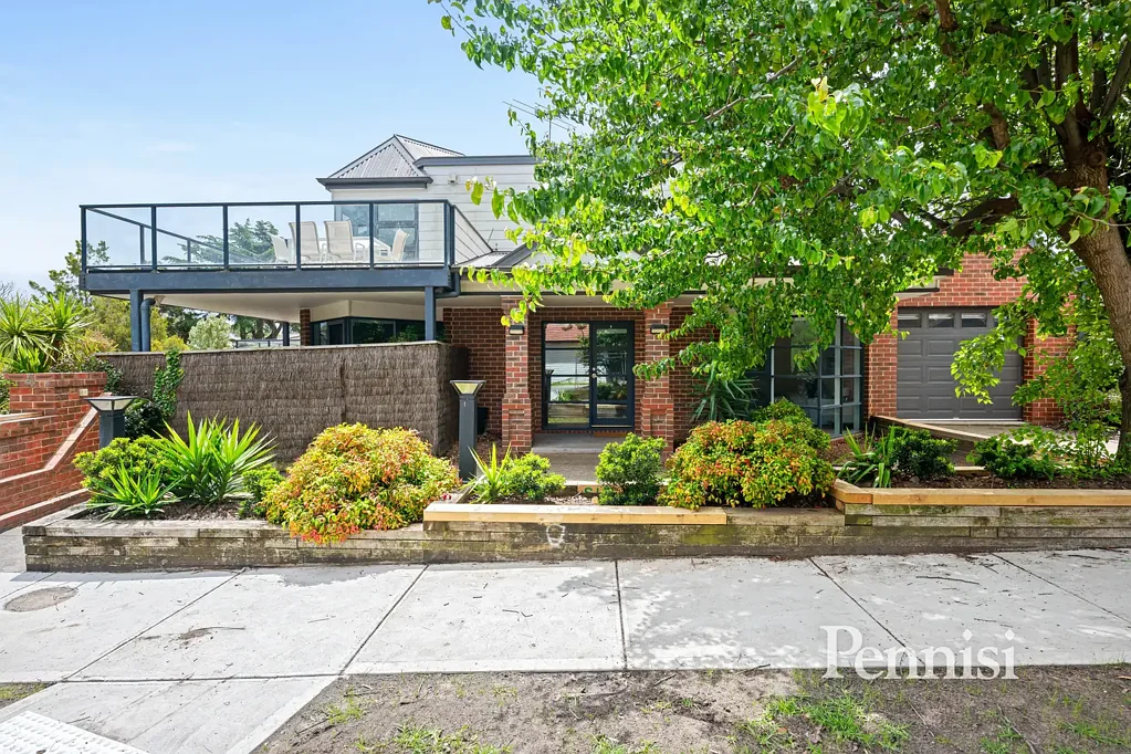 Pascoe Vale 2Kwarto Private Sale - Proudly Offered by Pennisi