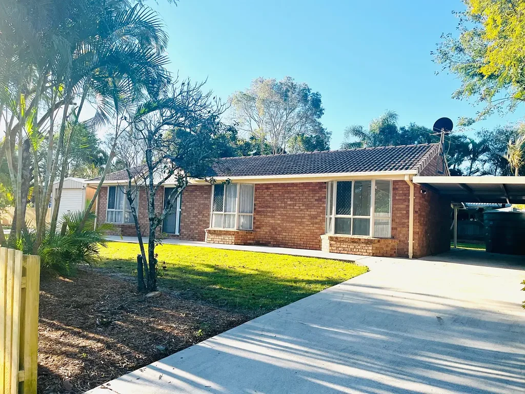 Freshly updated family home !