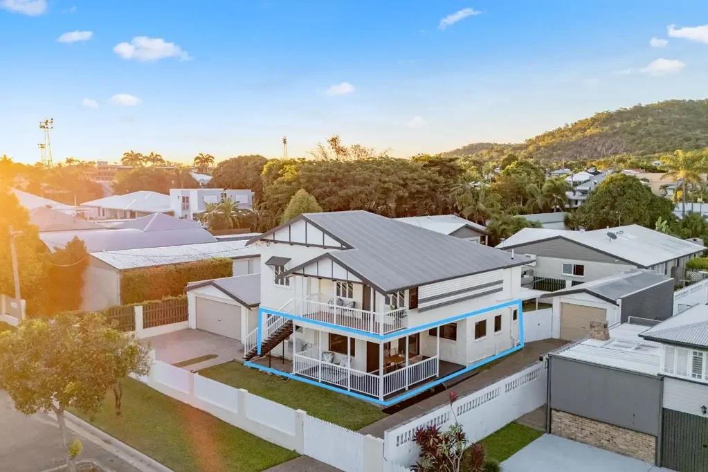 West End 2房  Stylish Ground Floor Living with Expansive Pet-Friendly Outdoor Space in the Heart of West End