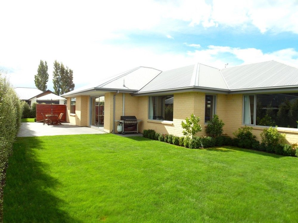 7 Araucana Way, Burwood, Christchurch, 4 રૂમ, 2 બાથરૂમ