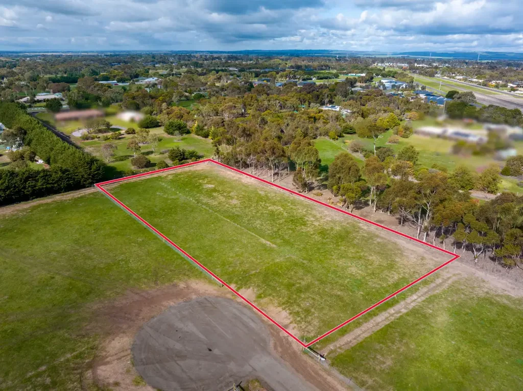 Bannockburn Perfect Location - Titled Land  - 4200m2