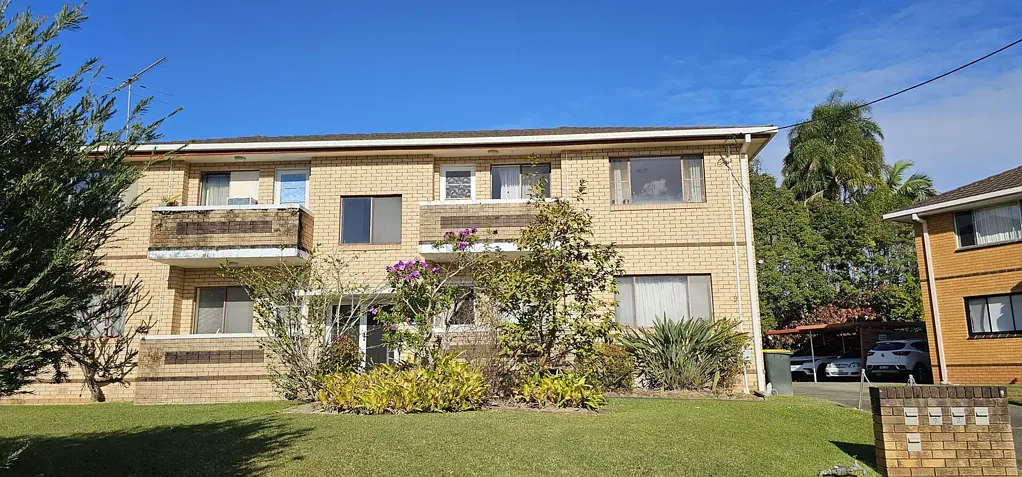 2 Bedroom Top Floor Unit