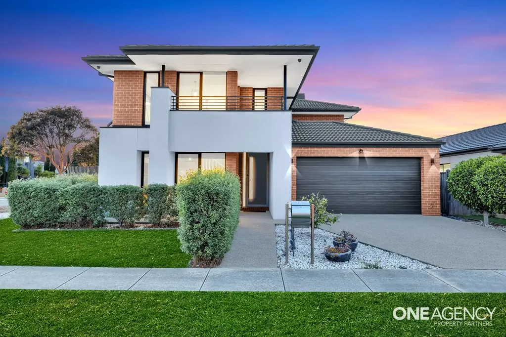 Point Cook 5ห้องนอน East-Facing, Big Backyard & Saltwater Lifestyle — Family Home That Actually Has Space