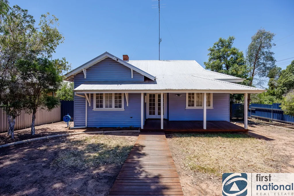 15 Fermoy Avenue, Northam, WA 6401