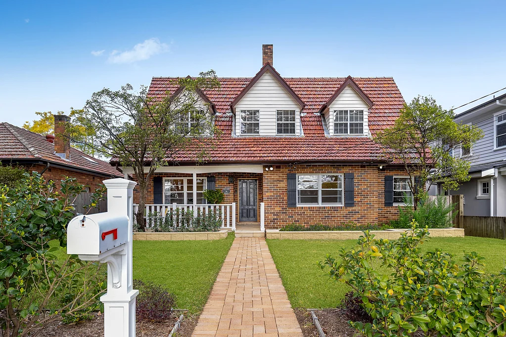 24 Wallalong Crescent, West Pymble, NSW 2073