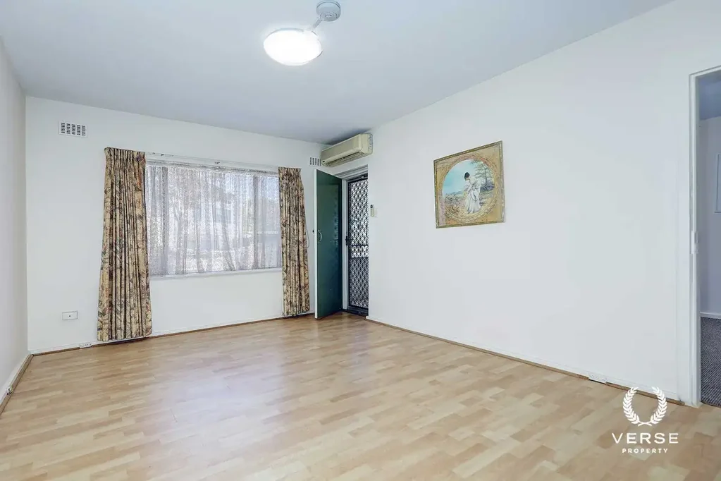 Morley 1બેડરૂમ OPPOSITE WESTFIELD GALLERIA !!!!