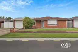 3 Traeger Court, Woodcroft