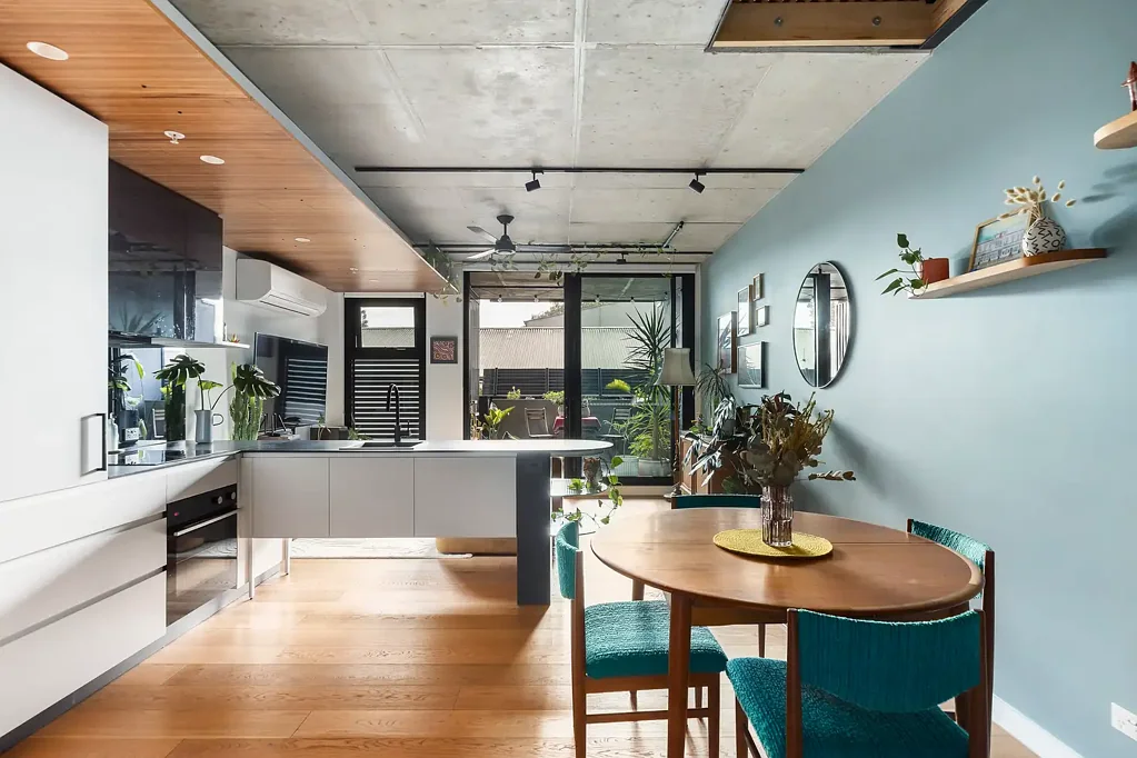 Brunswick East 2ਬੈੱਡਰੂਮ Urban Oasis with Eco Flair