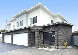 4/15 Koona Street, Albion Park Rail