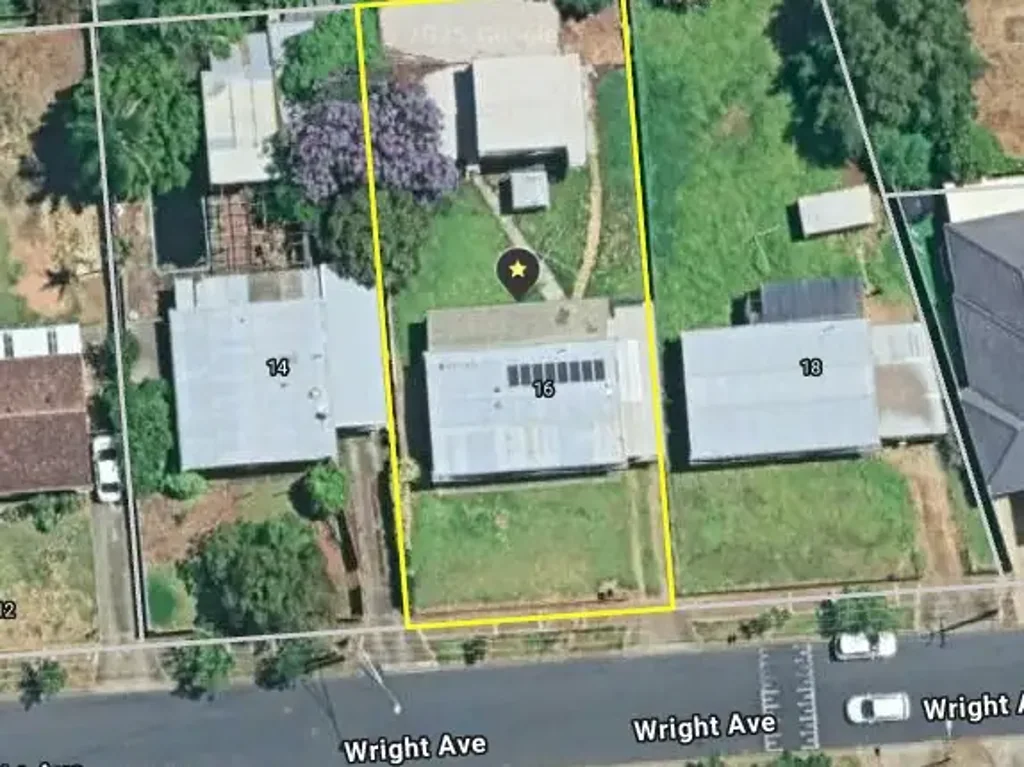 Northfield 3 Bedroom Rare opportunity to purchase a diamond in the rough.