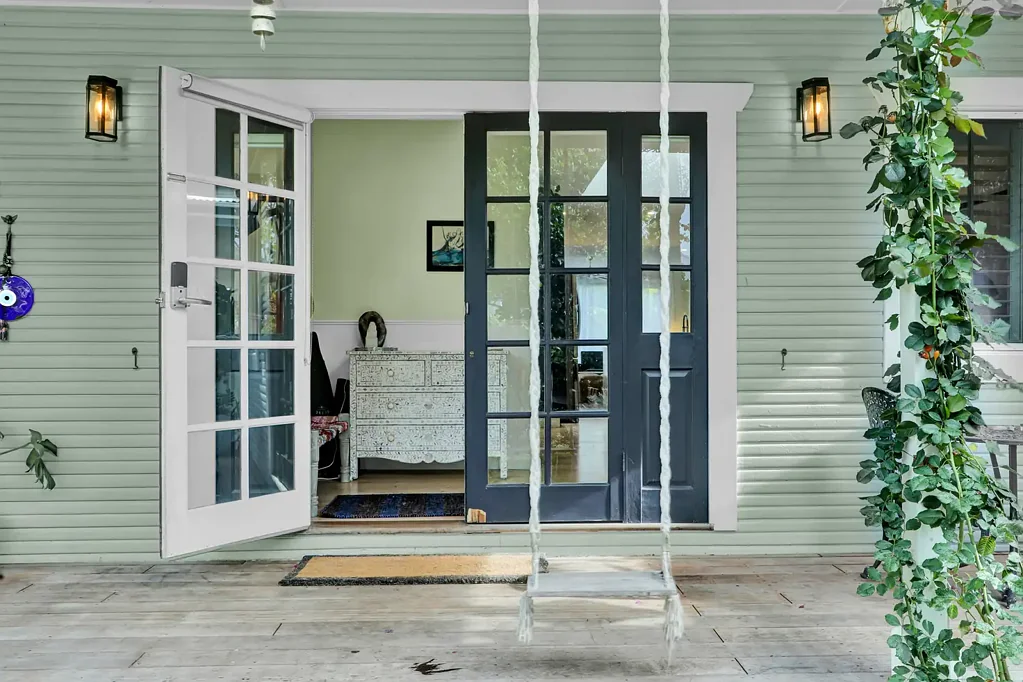 39 Lakin Street, Bateau Bay, NSW 2261