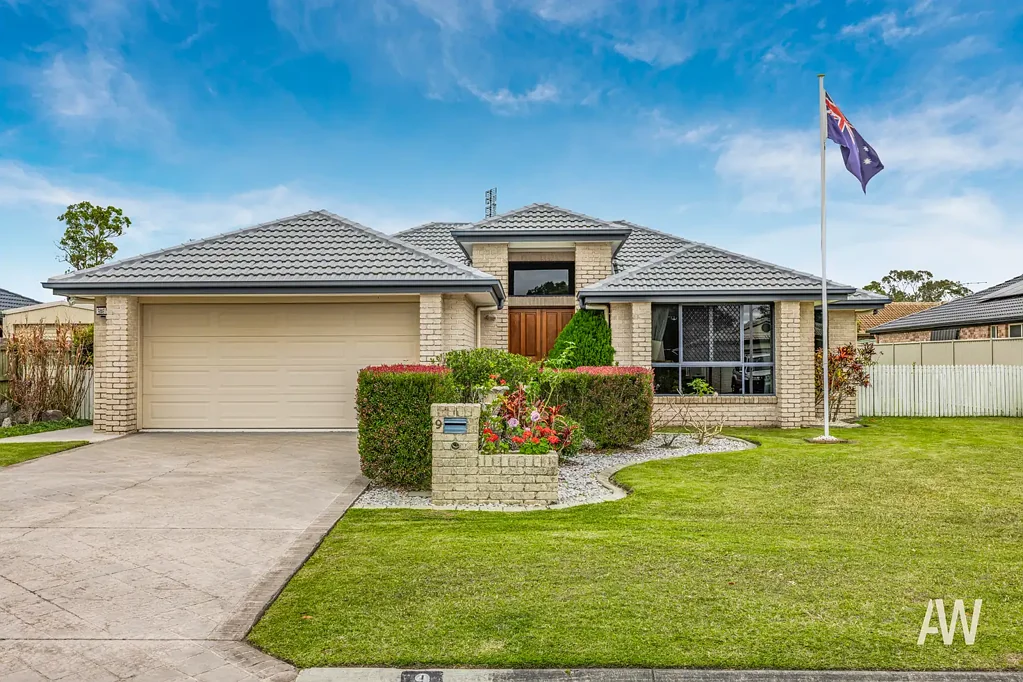 9 Boram Street, Currimundi, QLD 4551