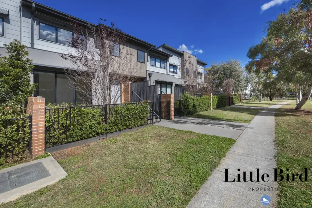 3 bedroom Townhouse in Bruce