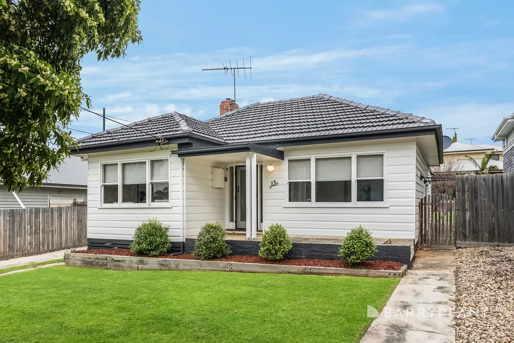 Highton 3 Slaapkamer Light, Space & Lifestyle in a Sought-After Highton Setting