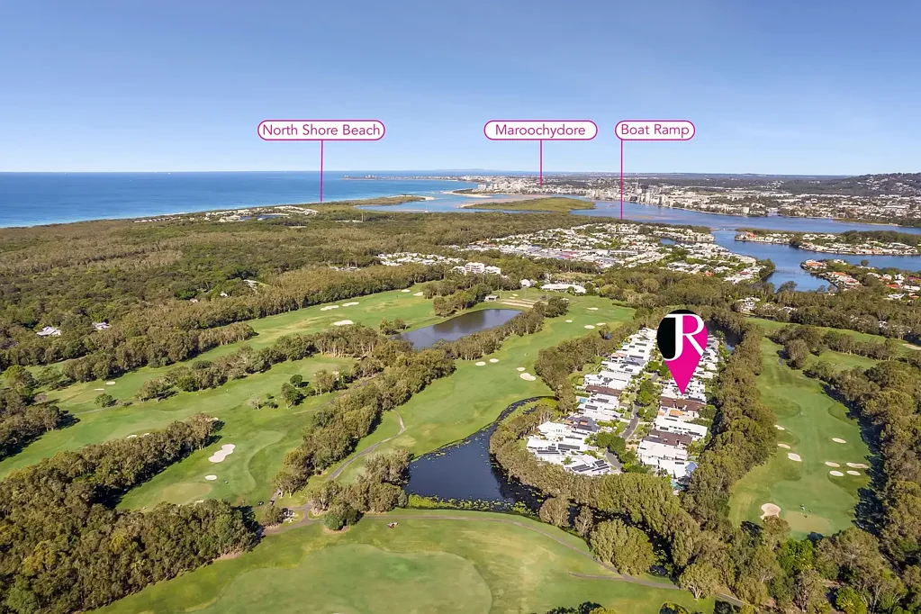 Twin Waters 4房  Exclusive Fairway Island Luxury Residence with Championship Golf Frontage