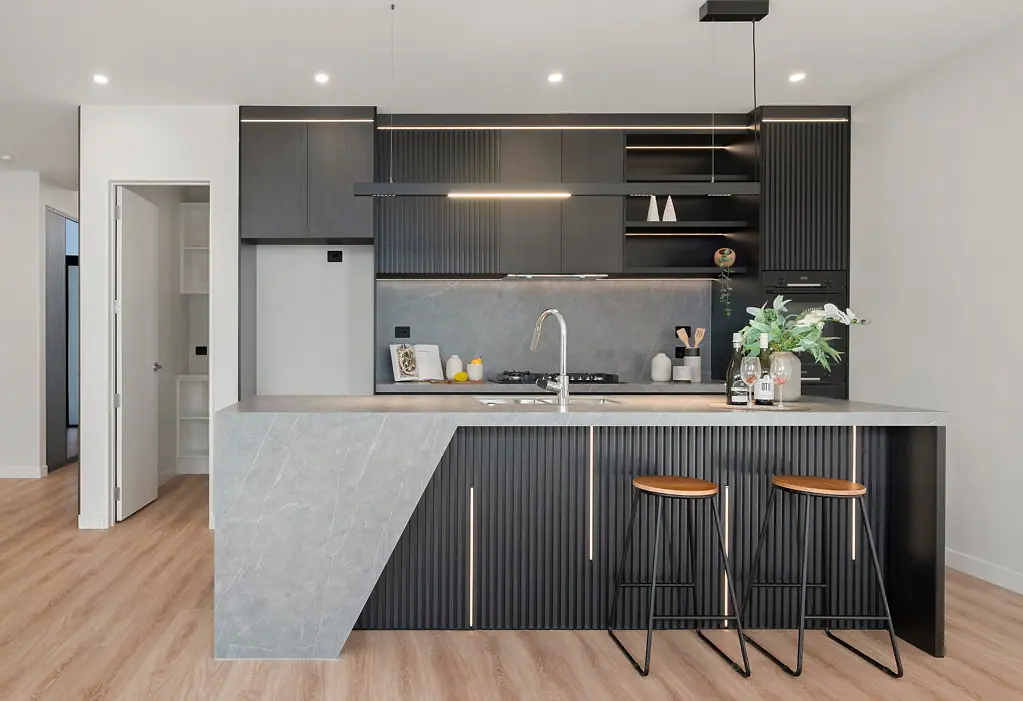 Wainui 5房  Exceptional Space with Granny Potential
