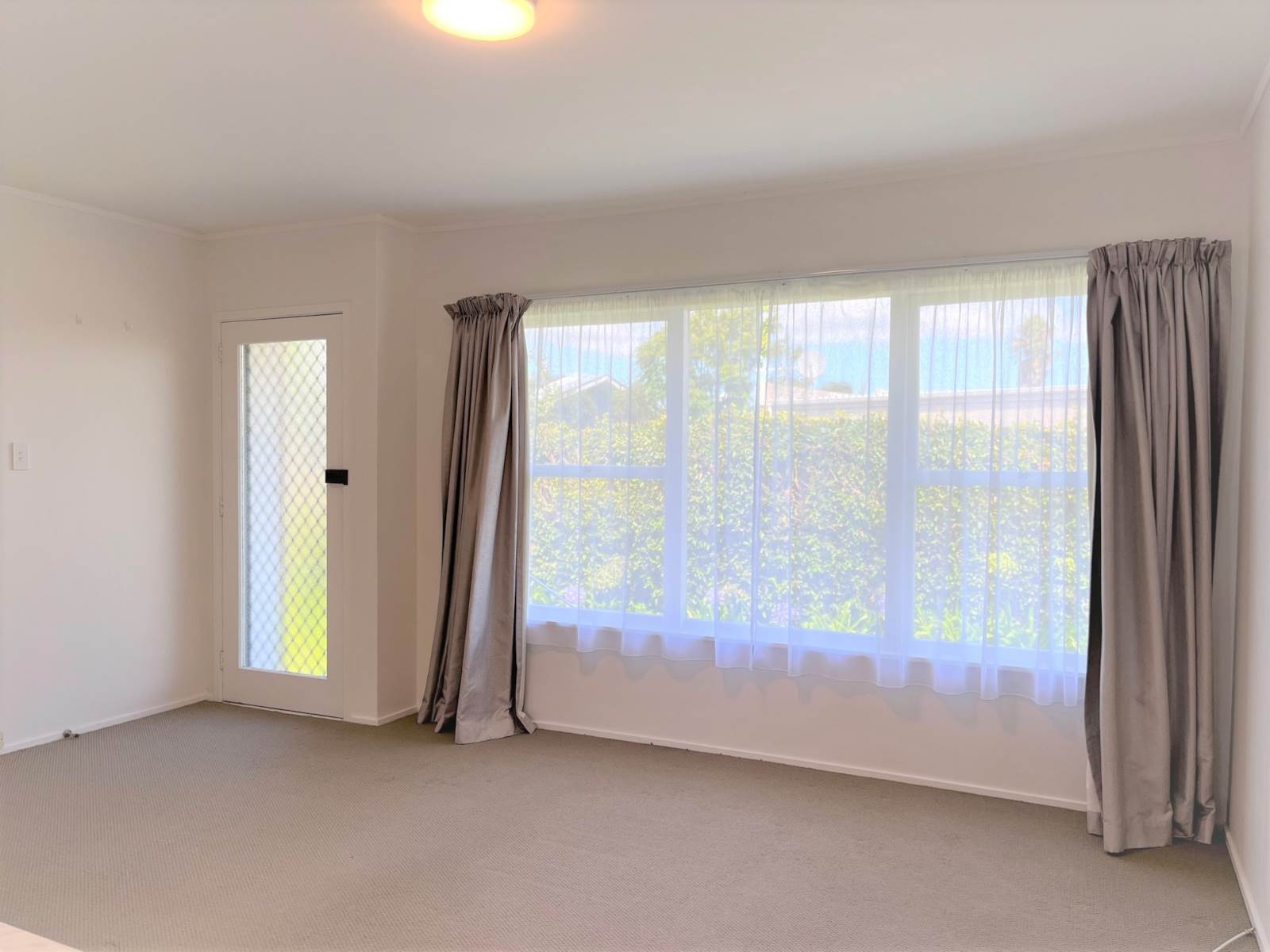 3/2 Wicklow Road, Narrow Neck, Auckland - North Shore, 2 침실, 1 욕실