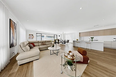 42 MEADOW CIRCUIT, Helensvale, QLD 4212, 5房, 3浴, House