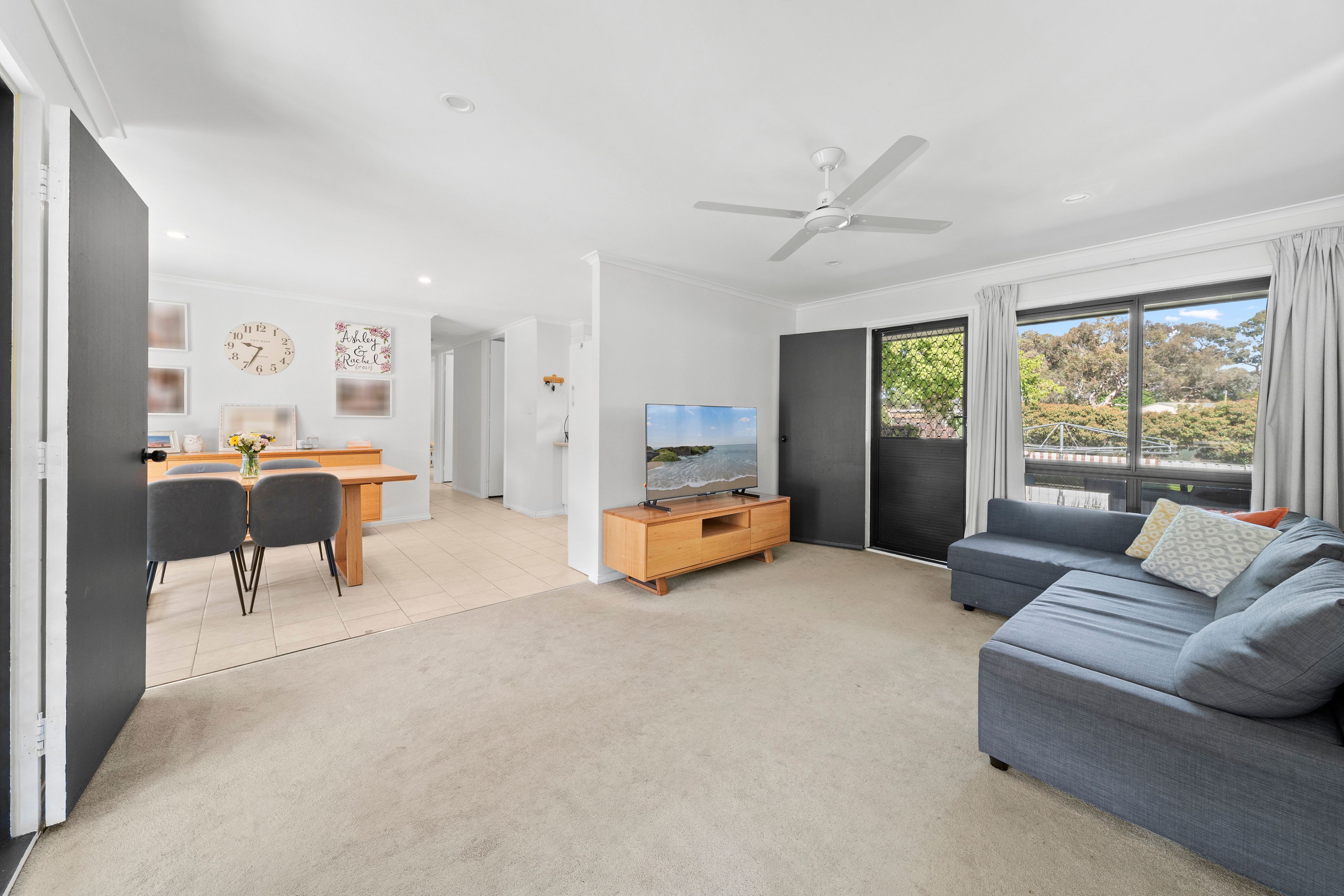 25 DUNN ST, QUEANBEYAN WEST NSW 2620, 0房, 0浴, House