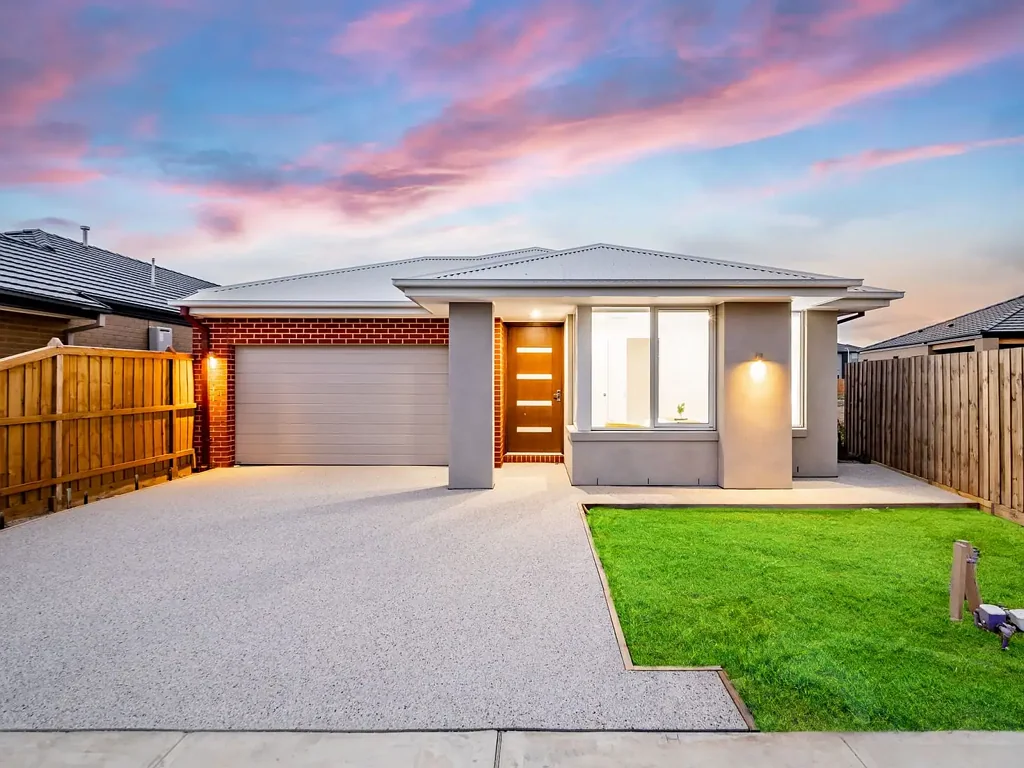 19 Wateribbon Road, Officer, VIC 3809