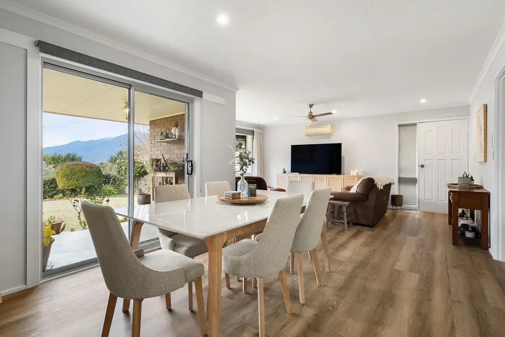 Tawonga South 3Kwarto Immaculate, Elevated Living in the Heart of Tawonga South