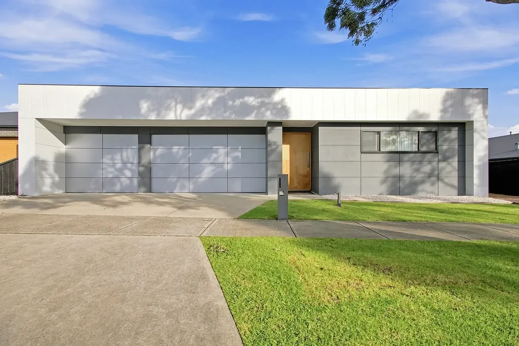 Traralgon 4房  Designed to Impress. Built to Last. Right Here in Traralgon.