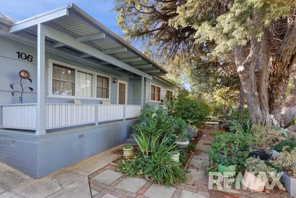 106 Grove Street, Kooringal, NSW 2650