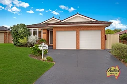 8 Salter Court, Harrington Park