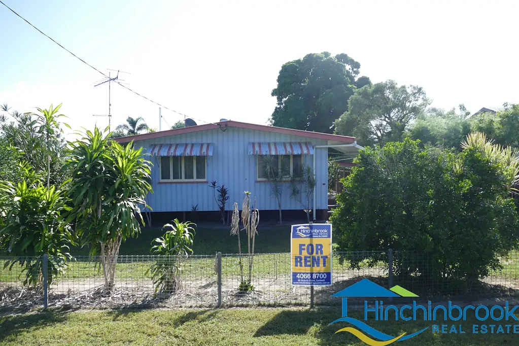 House - Two (2) bedrooms, One (1) Bathroom, Carport & Air conditioned