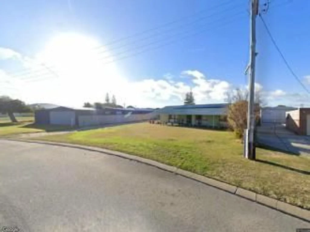 1 Rennie Crescent, Lancelin, WA 6044