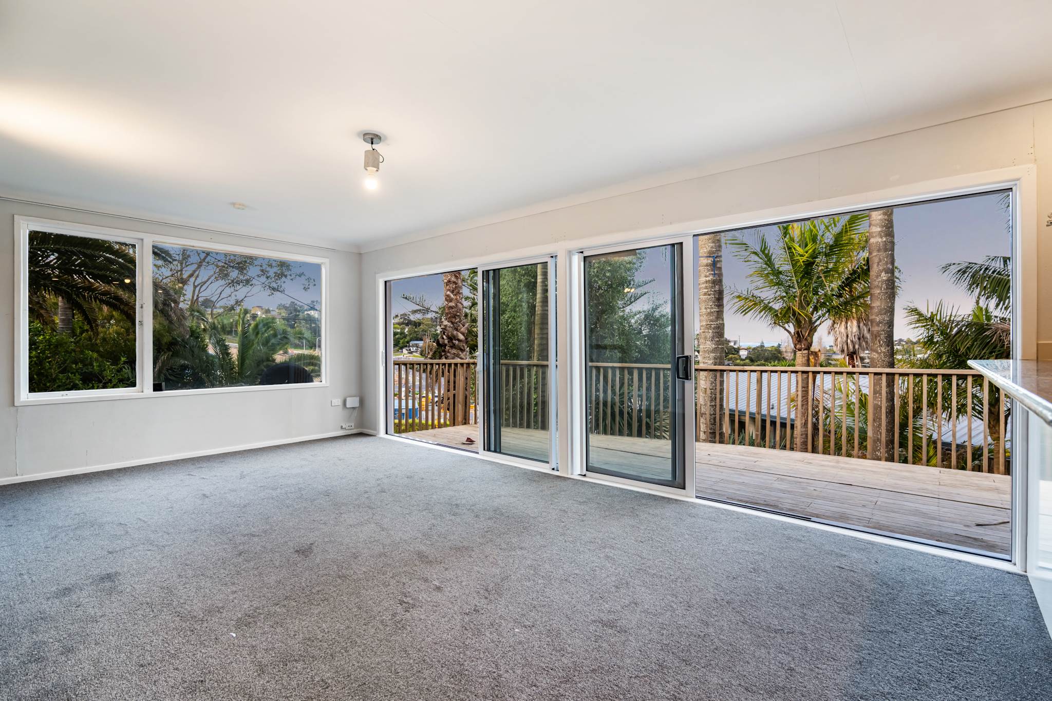 26 Cedar Terrace, Stanmore Bay, photo 3
