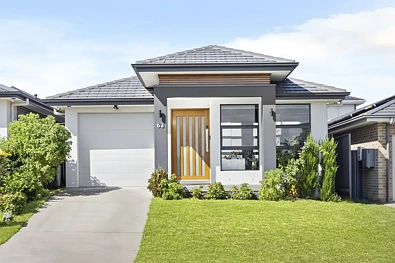 Schofields 4房 面向保护区、阳光充足的定制单层家庭住宅！ Reserve Facing, Sun-Drenched and Custom Built Single Level Family Home!