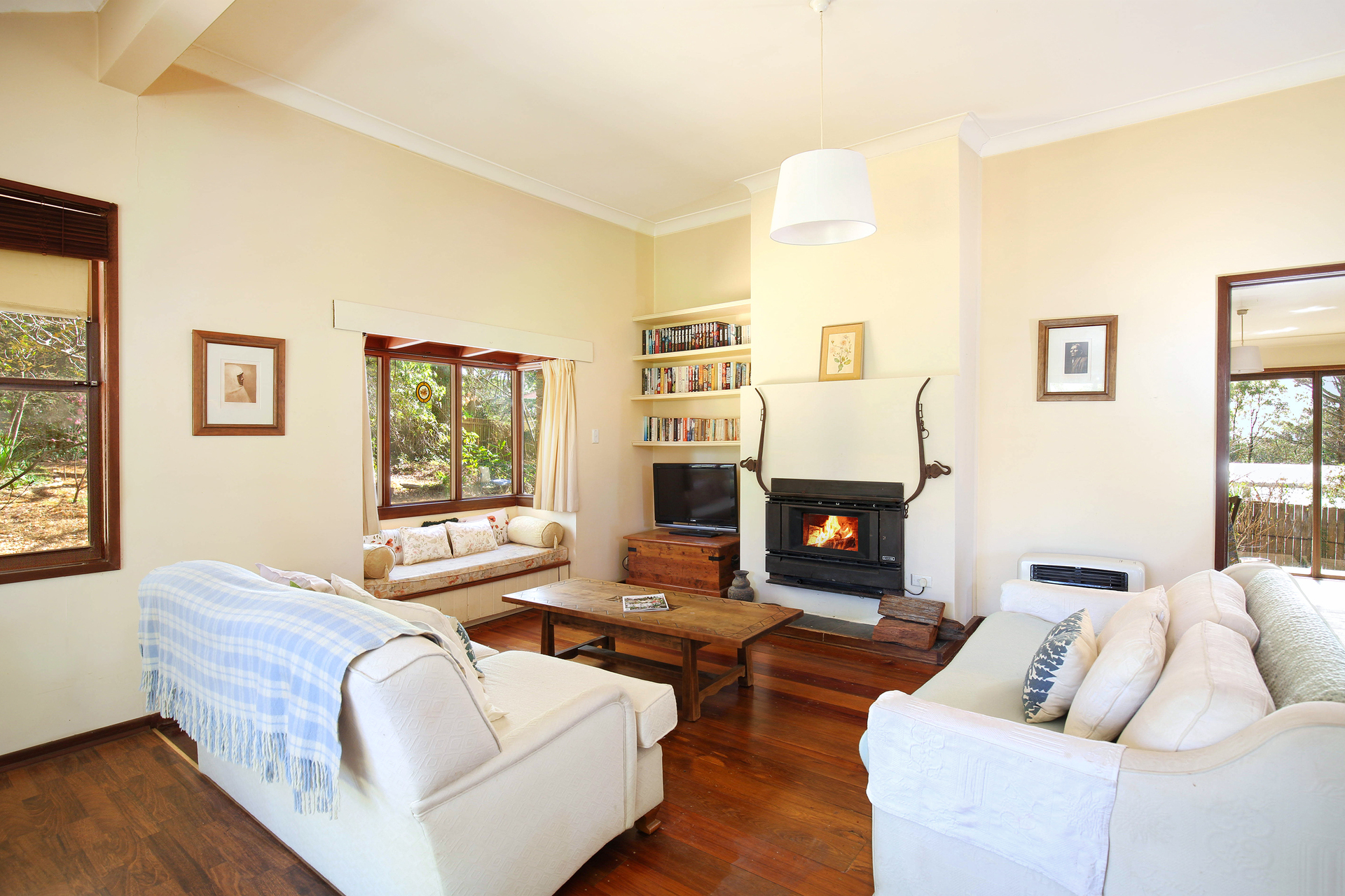 42 HENDERSON RD, WENTWORTH FALLS NSW 2782, 0房, 0浴, House