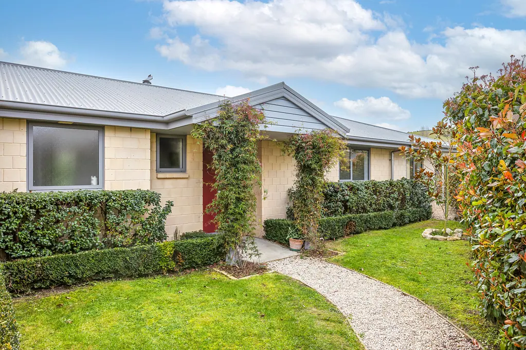 Modern, Spacious 4-Bedroom Home in Prime Location