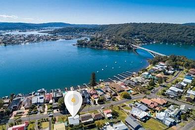 Blackwall 4Zimmer ELEVATED COASTAL LIVING WITH CAPTIVATING WATER VIEWS