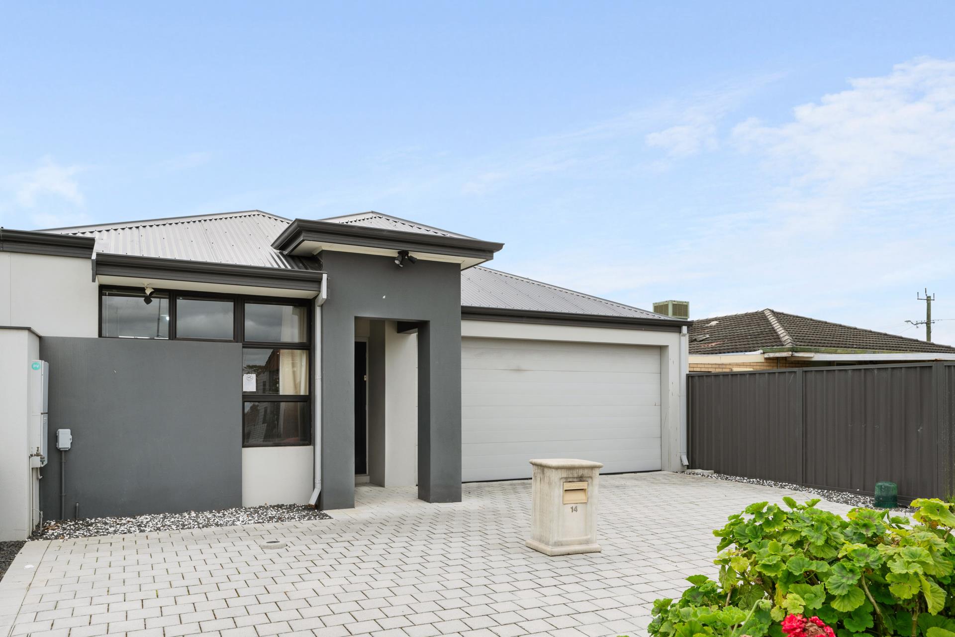 14 FITZROY ST, QUEENS PARK WA 6107, 0 Schlafzimmer, 0 Badezimmer, House