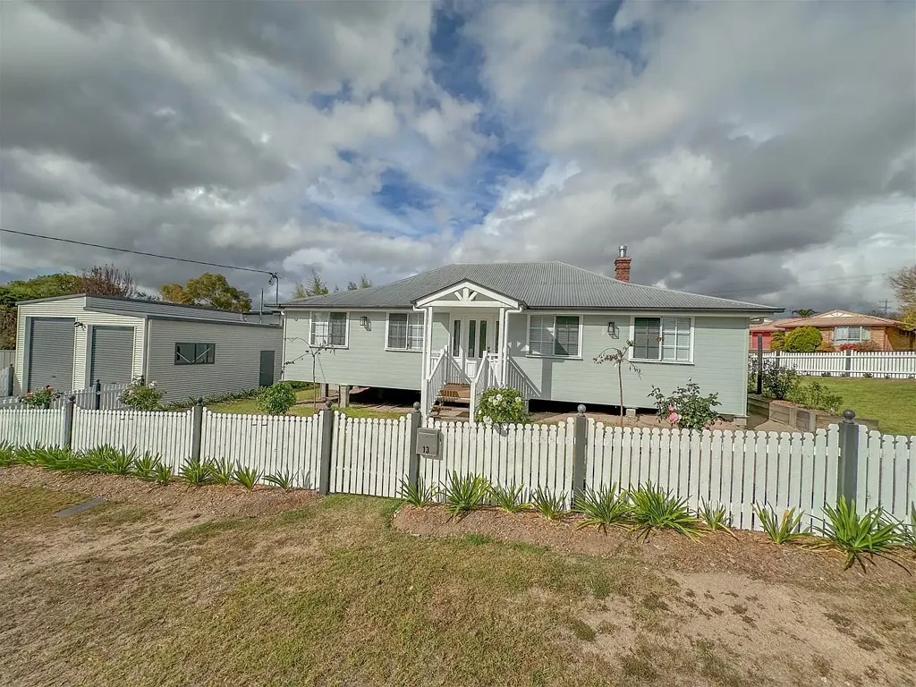 Renovated 2 Bedroom Home in the Heart of Stanthorpe