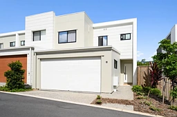 69/4 Harmony Street, Pimpama