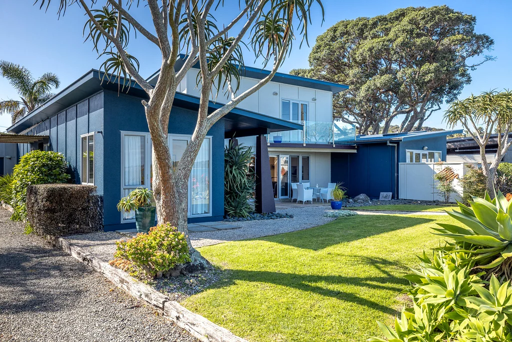 Oneroa 4房  City move locked in – This must be sold
