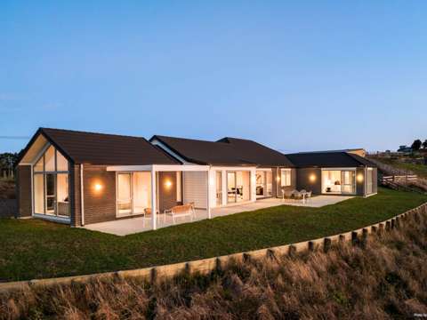 Ramarama 4房  Stunning Brand New Home with Breathtaking View...