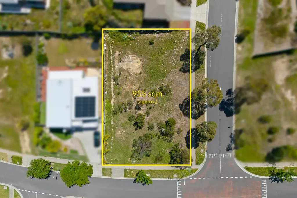 Sunbury Land A Bargain! 955sqm ( Approx )