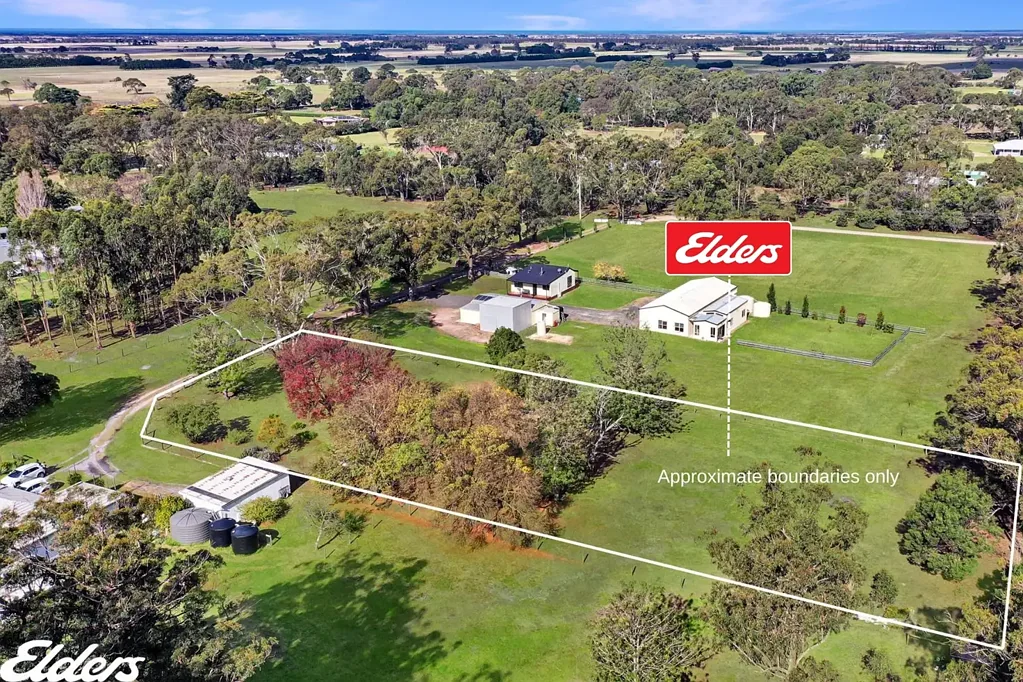 Woodside ONE ACRE ON A QUIET COUNTRY LANE