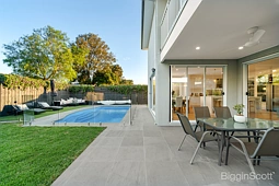 12 Middleton Street, Braybrook