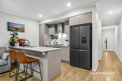39 Inglewood Drive, Werribee, VIC 3030, 2房, 1浴, House